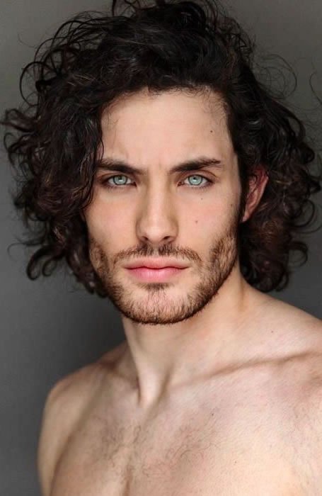 14 Long Hairstyles For Men That Will Make You Look More Handsome