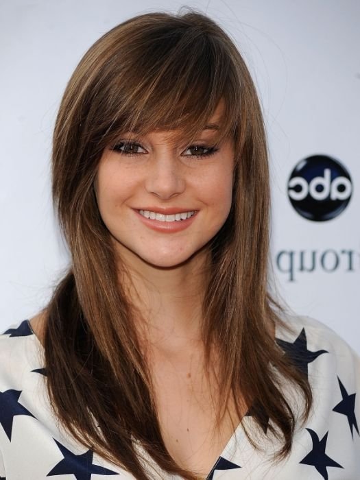 Top 30 Medium Length Layered Hairstyles Perfect For Lack Of Time