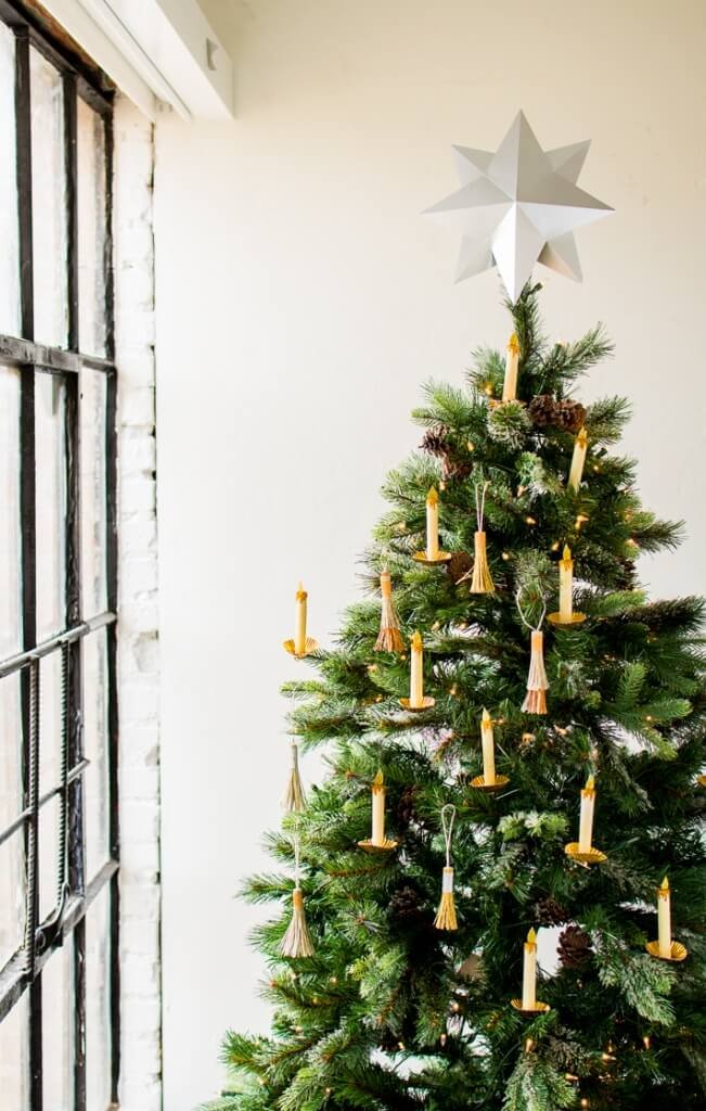 32 Interesting Christmas Tree Decoration Ideas