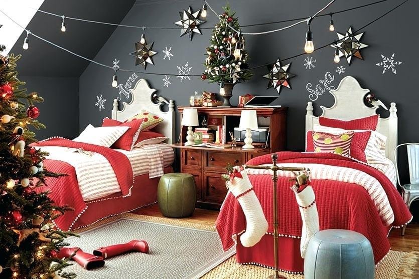 Ways To Decorate Bedroom Dresser For Christmas