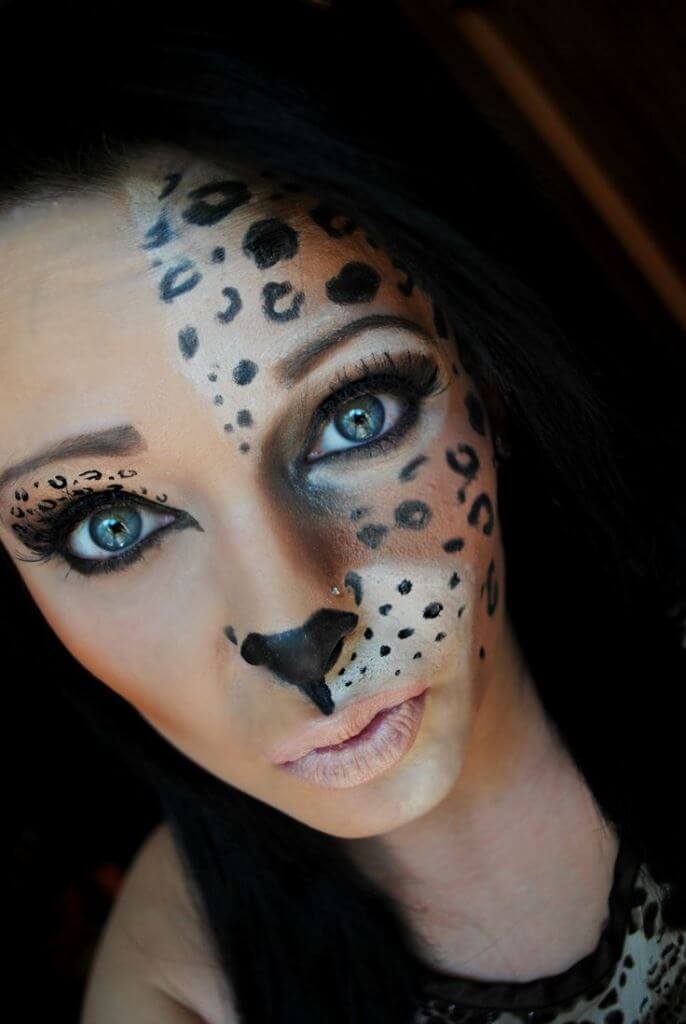Complete List of Halloween Makeup Ideas { 60+ Images }