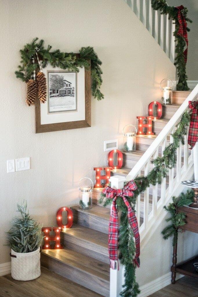 Check Out Top 26 Most Wonderful Modern Christmas Decor Ideas