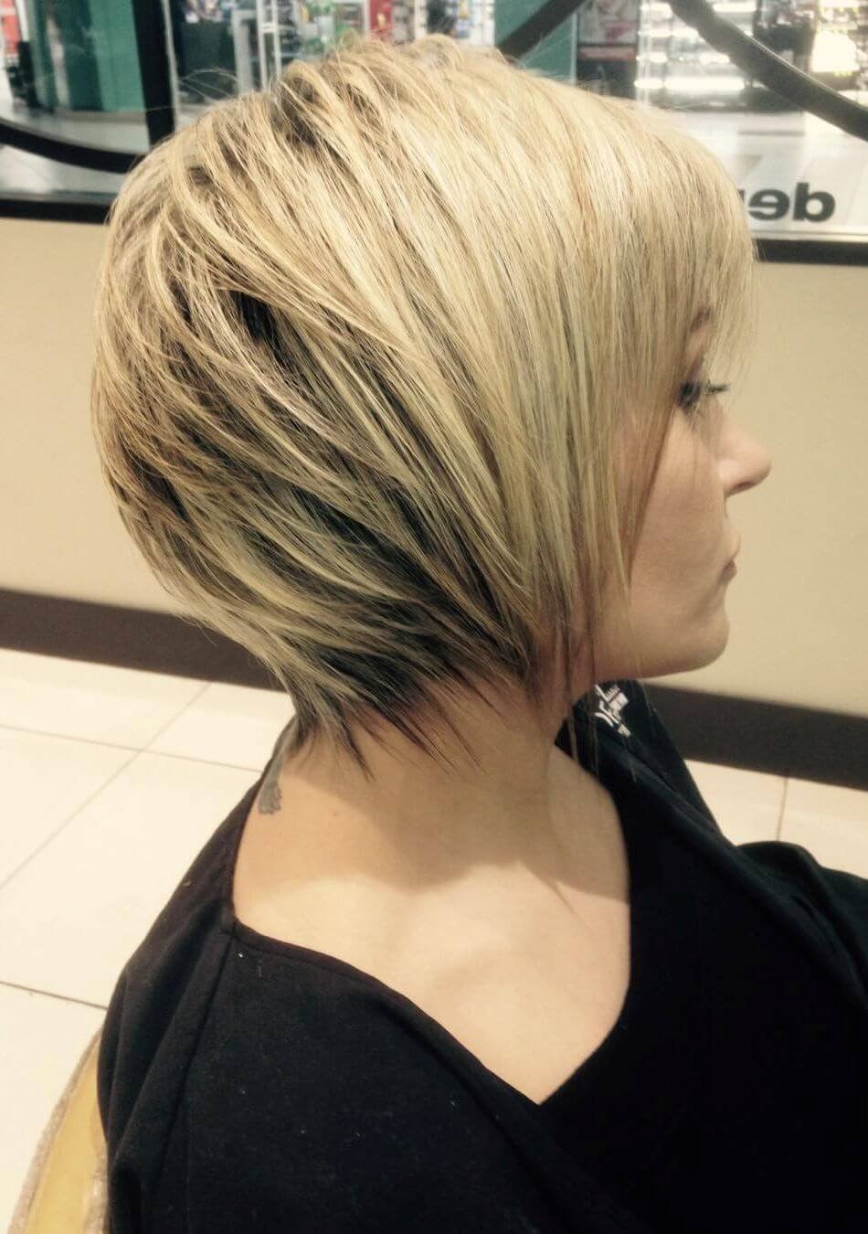 20 Exclusive Wedge Haircuts To Get The Desired Look