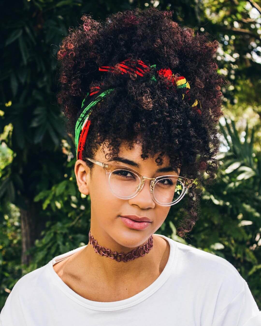 Flaunt Your Curls with These 20 Curly Hairstyles with Bangs