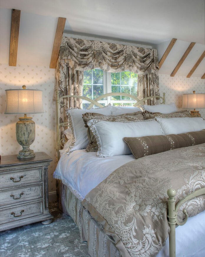 15 French Bedroom Design Ideas For An Elegantly Refined Look