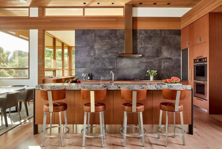 Wood Tones in Kitchen Design Ideas