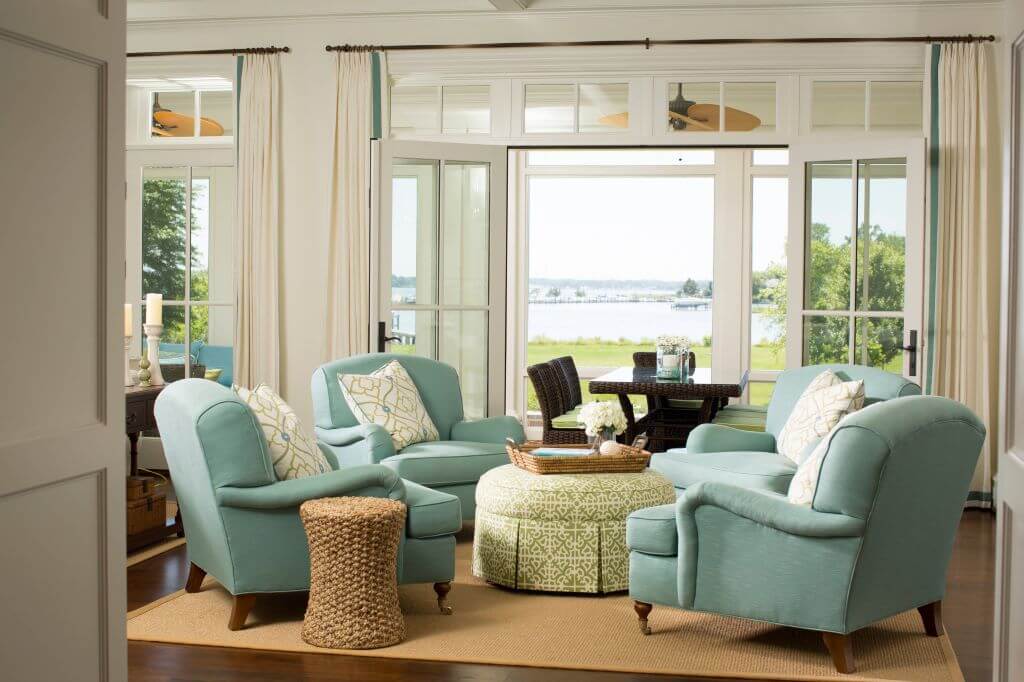 Coastal Touch in Traditional Design