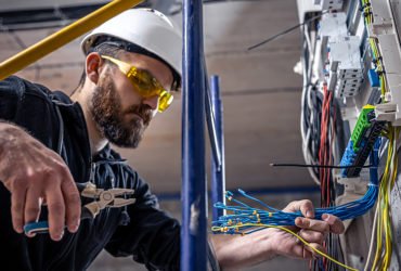 Electricians Services 2