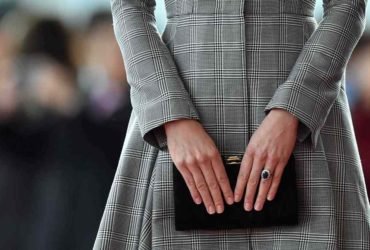 dianas engagement ring 1