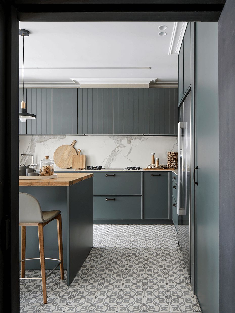 grey kitchen cabinets 3